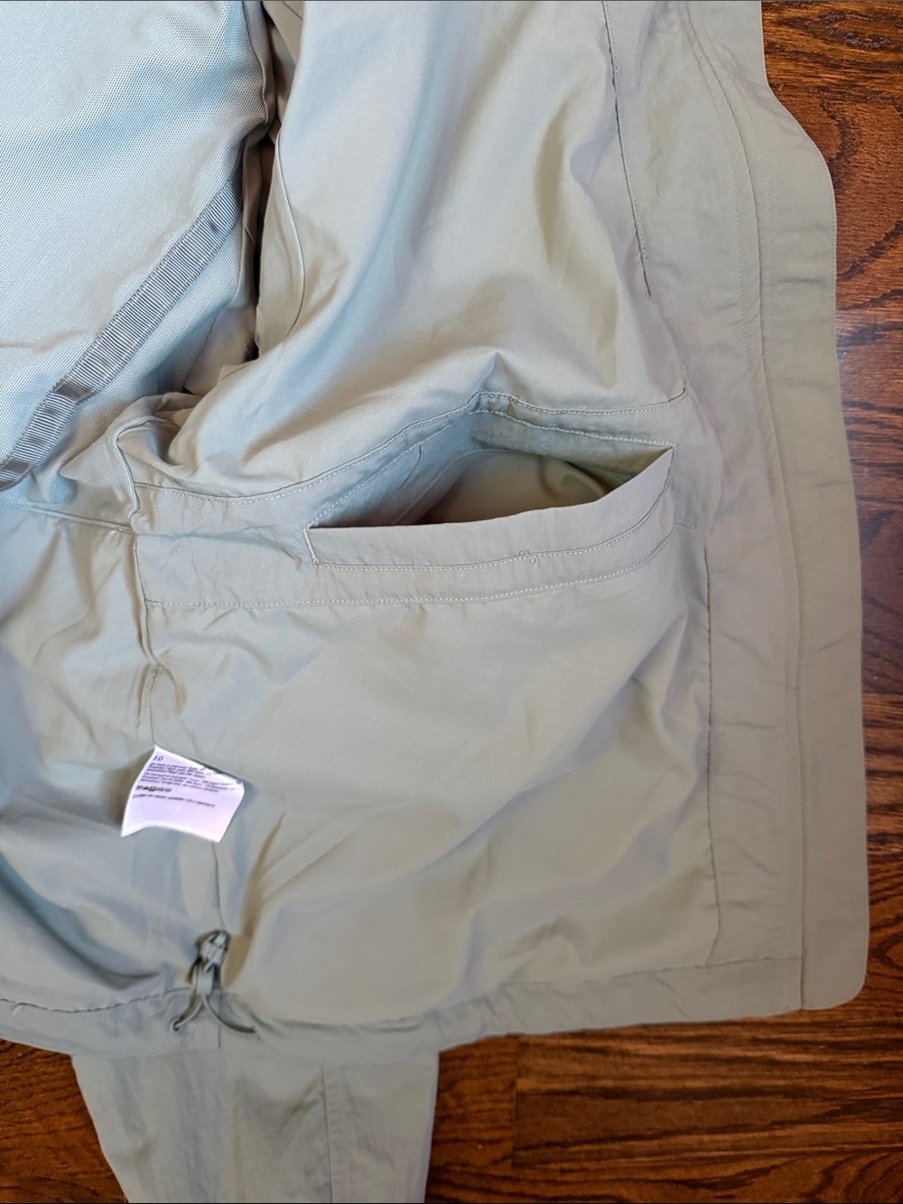 Lululemon Jacket Size 10 - Picture 6 of 7
